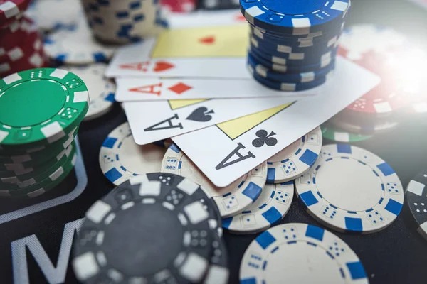 xxx2010 লাইভ সাঁতার খেলা